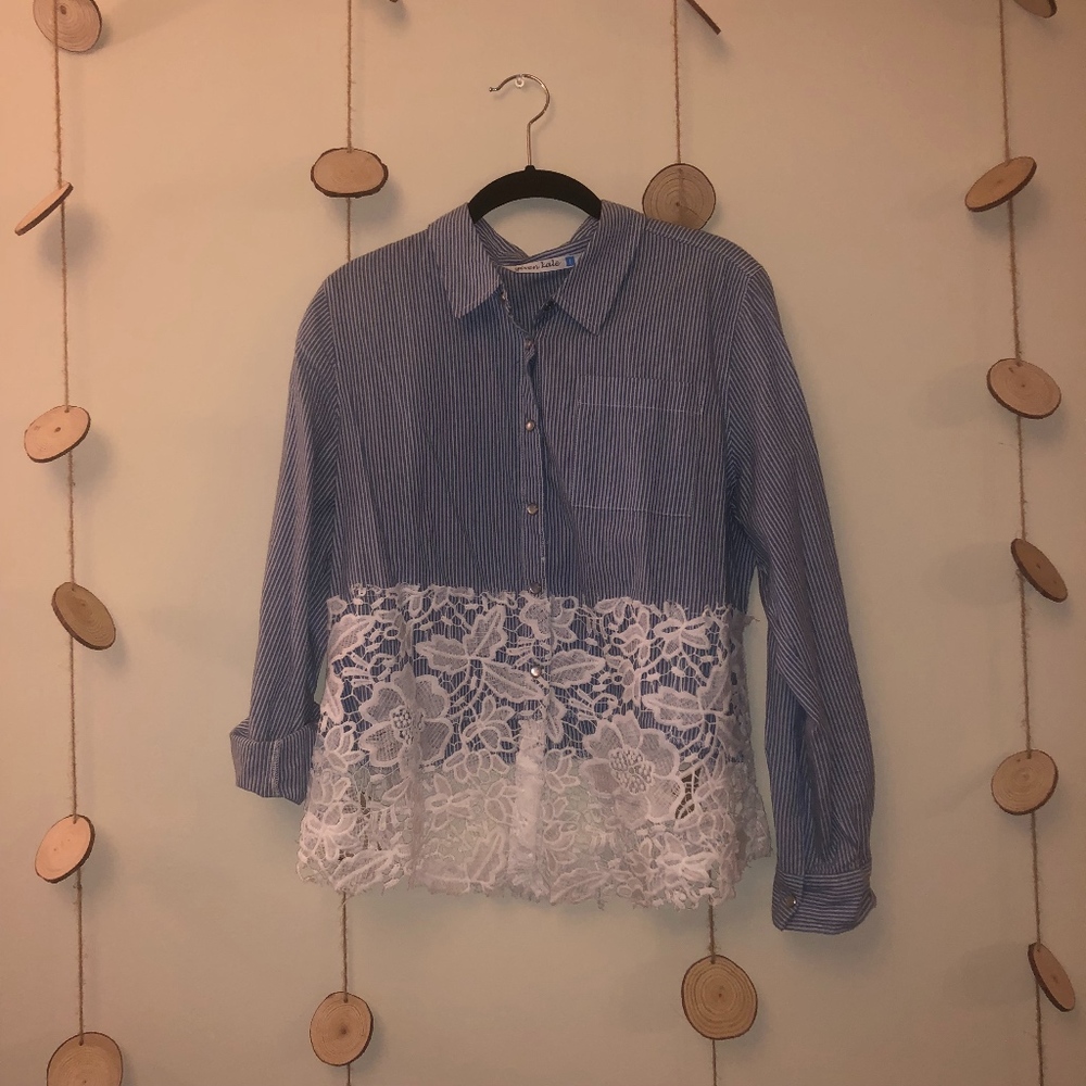 Given Kale Button Up Top